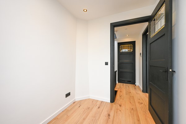 Medium property photo - Mathenesserdijk, 3027 AK Rotterdam
